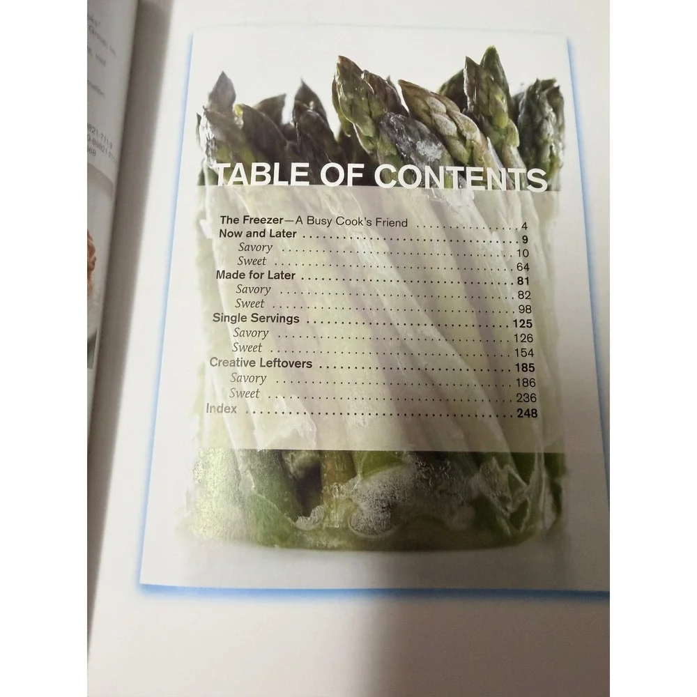 Taste of Home Freezer Pleasers‎ Cookbook 343 Make Ahead Recipes Softcover